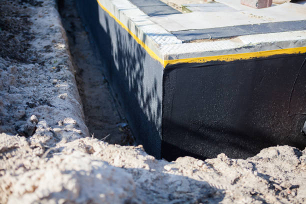 Professional Crawl Space Encapsulation technician working in Melrose Park, IL